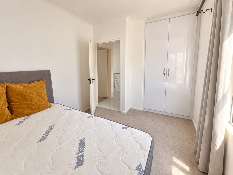 To Let 3 Bedroom Property for Rent in Parklands Western Cape